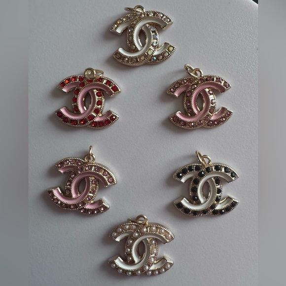 Accessories - 1x Designer zipper pull charm pick ur color